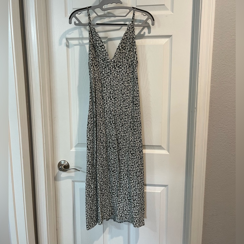 Aura midi dress!